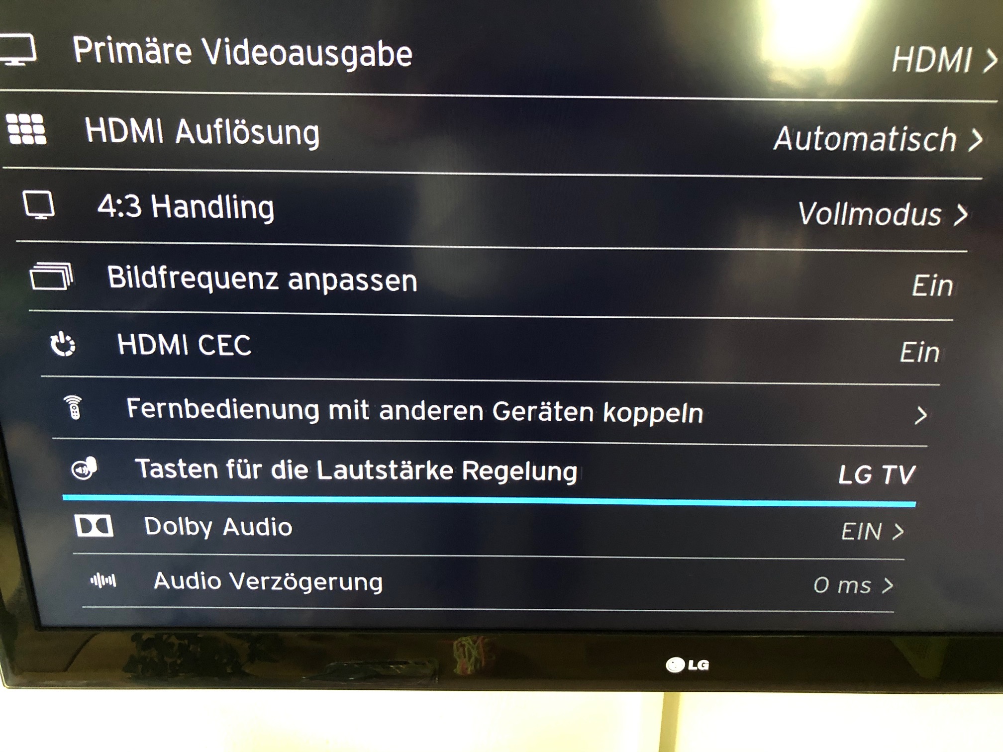 lg_tv.jpeg lg_tv.jpeg